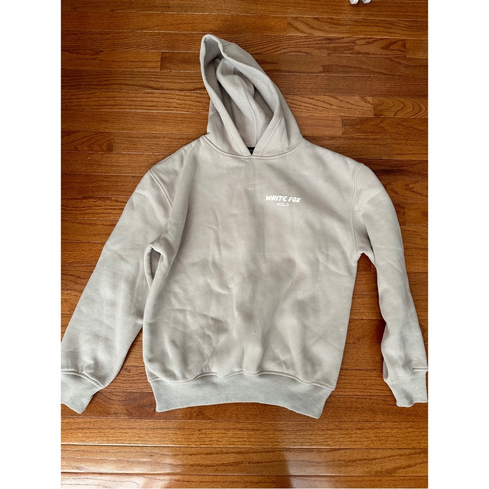 WHITE FOX SET!! OFFSTAGE MOON HOODIE AND SWEATPANTS SET